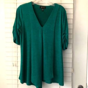 AB Studio Top Tunic Green SZ M Like New!